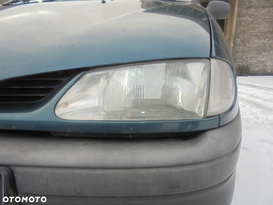 LAMPA LEWY PRZOD SCENIC I