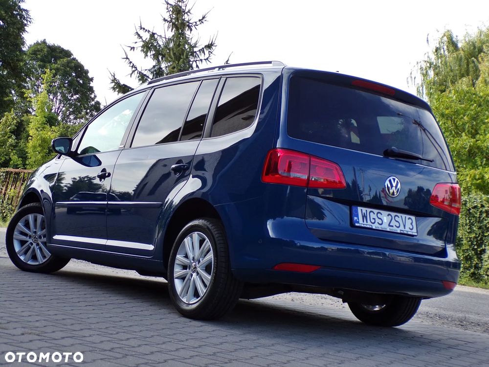 Volkswagen Touran 2.0 TDI DPF STYLE - 4