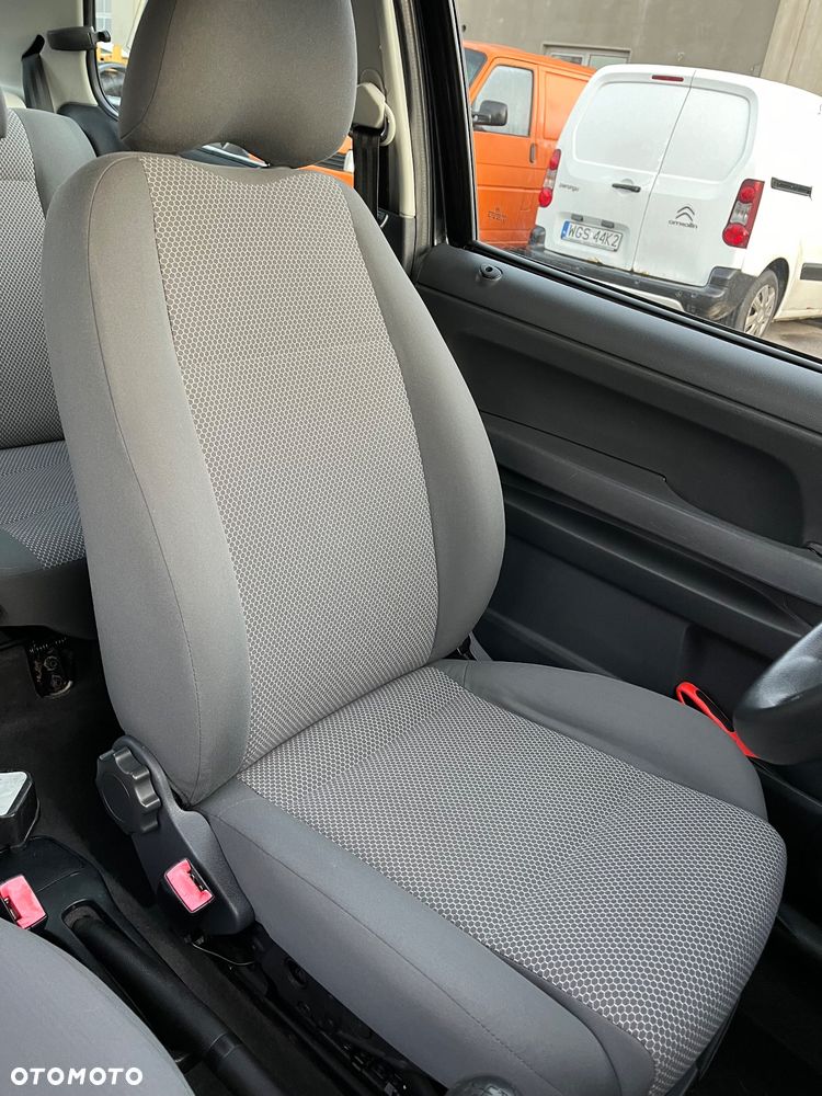 Volkswagen Fox 1.2 - 16