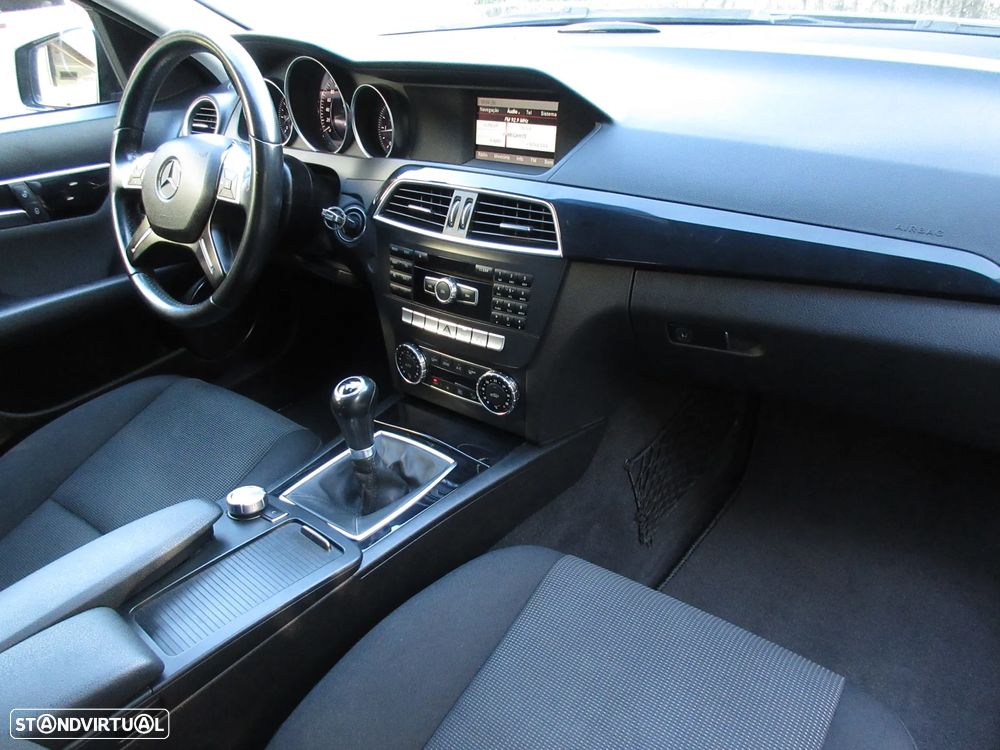 Mercedes-Benz C 180 - 30
