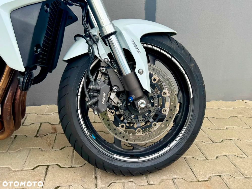 Honda CB - 11