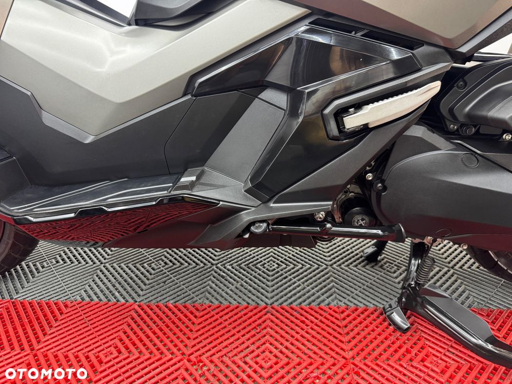Honda ADV350 - 16