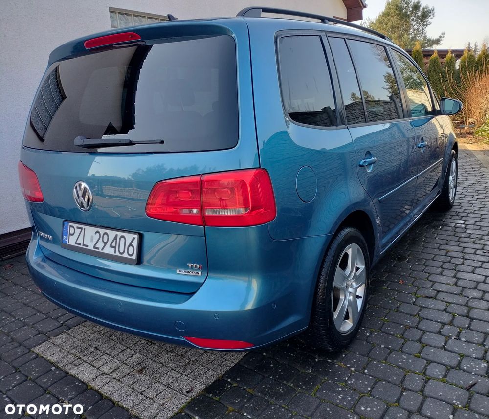 Volkswagen Touran 1.6 TDI DPF Cross DSG - 5
