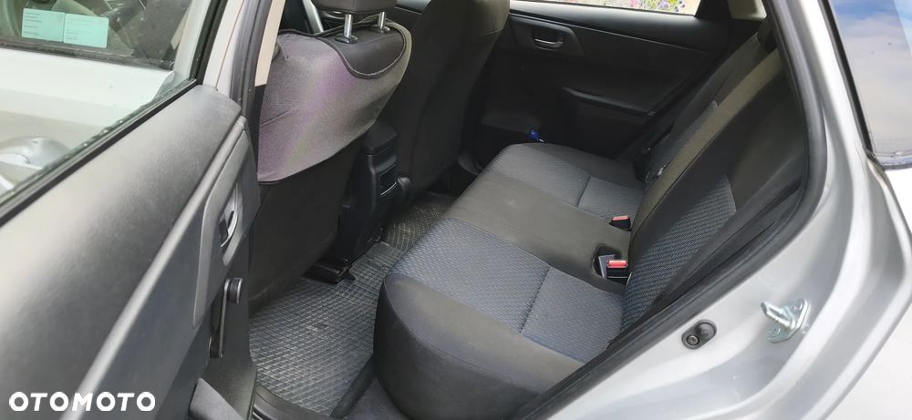 Toyota Auris 1.6 Active - 2