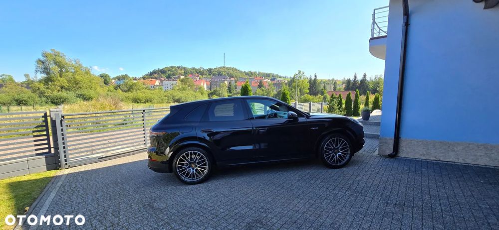 Porsche Cayenne Standard - 3