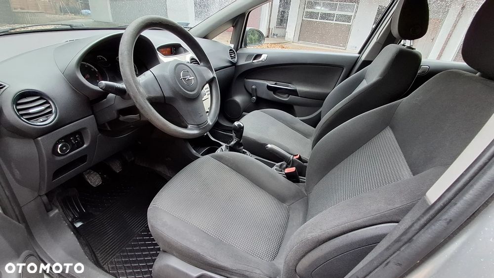 Opel Corsa 1.2 16V Essentia - 20
