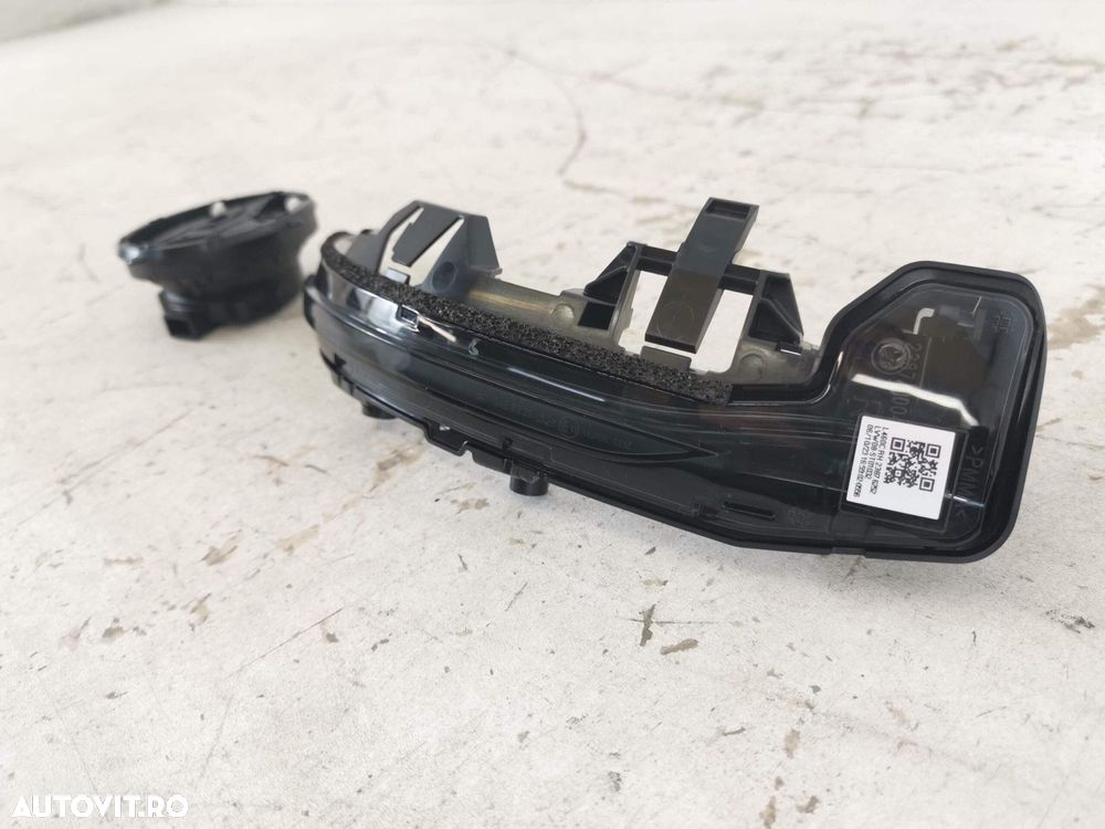 Semnal Oglinda Dreapta Land Rover  Range Rover Sport 2023 2024 2025 Or - 3