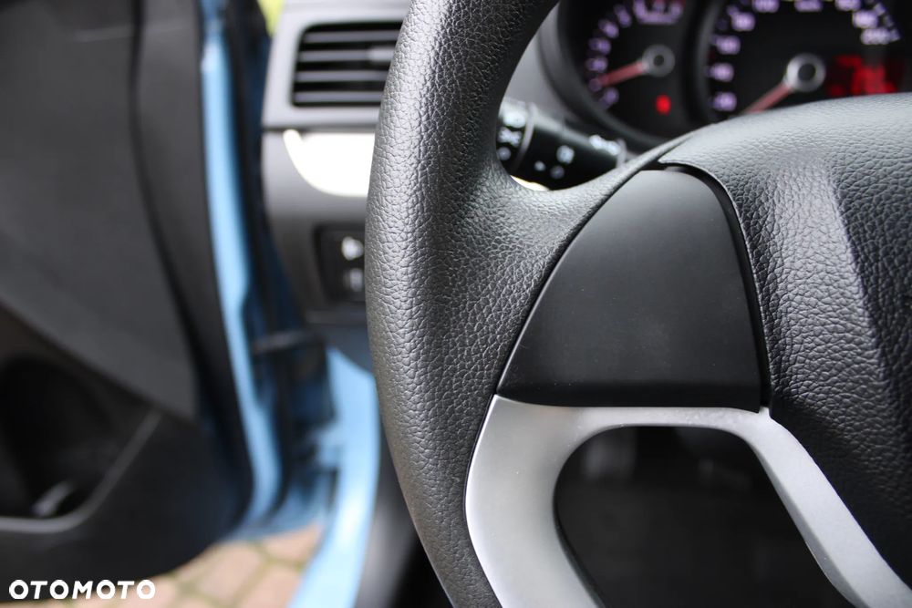 Kia Picanto 1.0 M - 24