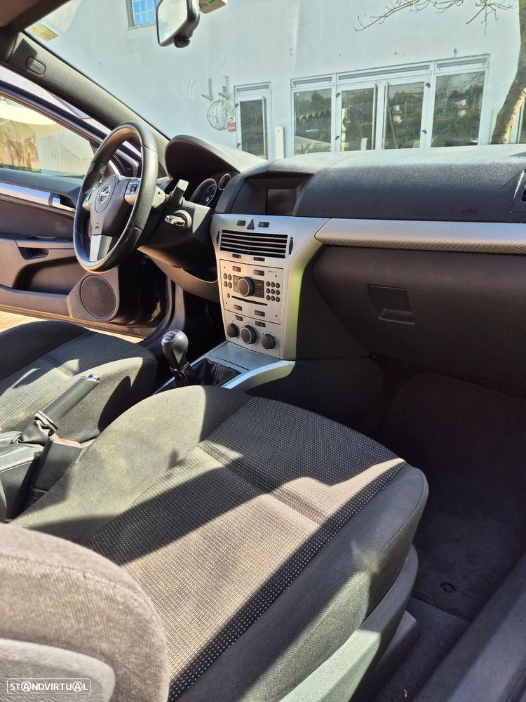 Opel Astra GTC 1.3 CDTI - 13