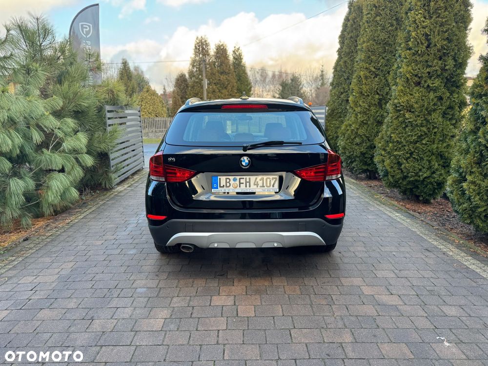 BMW X1 xDrive18d xLine - 10