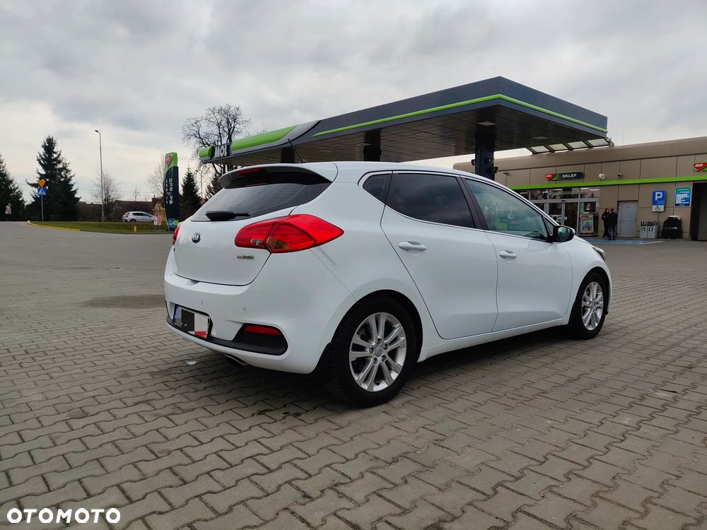 Kia Ceed - 7