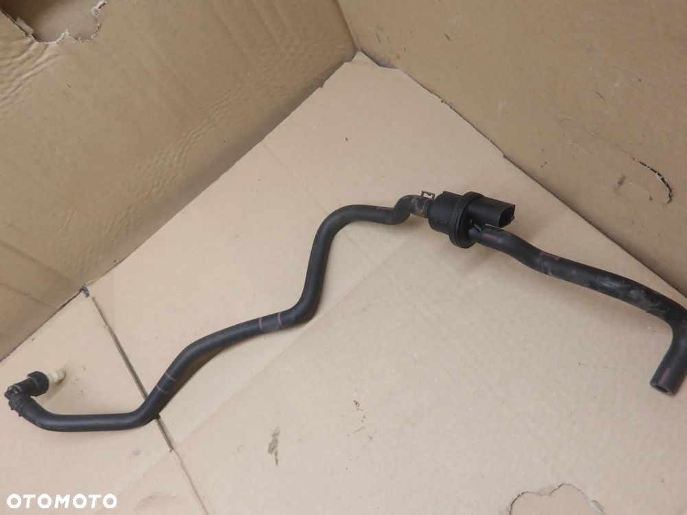 SKODA FABIA II LIFT KOMBI 10-14 1.2B ZAWÓR ODPOWIETRZAJĄCY 03E133514 - 1