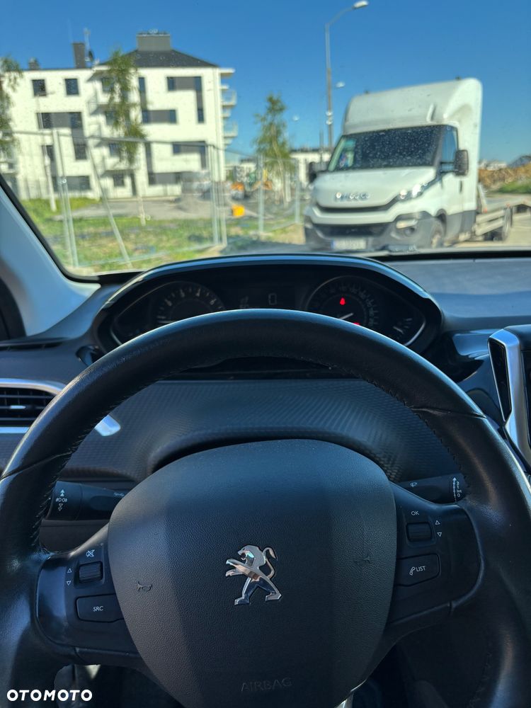 Peugeot 2008 1.2 Pure Tech Active - 14