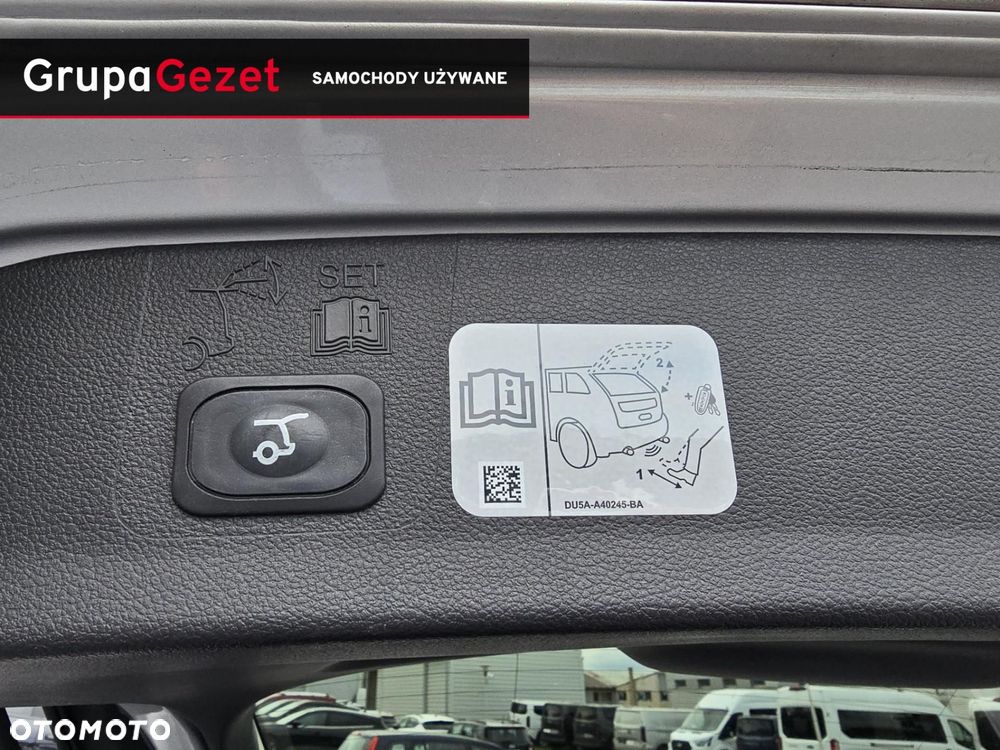 Ford Kuga - 36