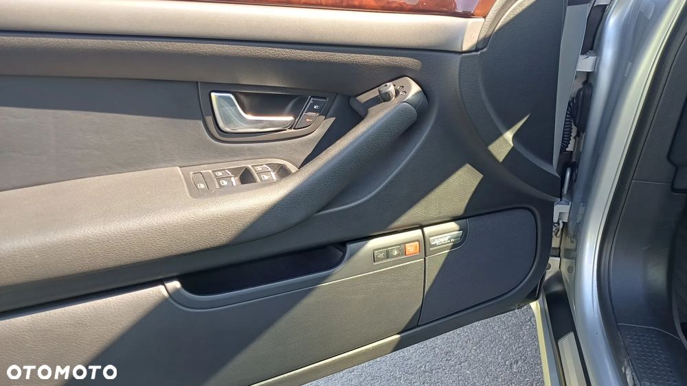 Audi A8 - 13
