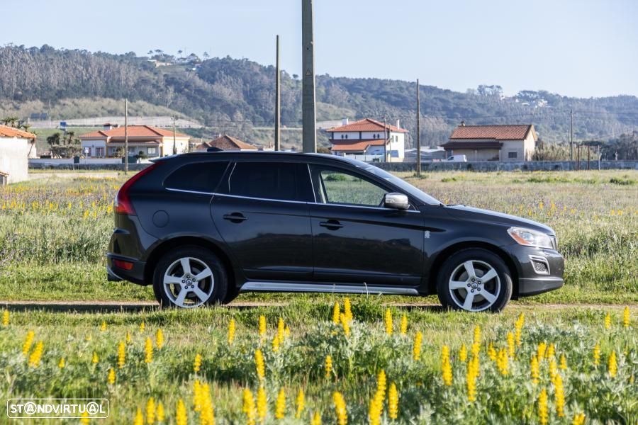 Volvo XC 60 2.0 D3 Drive R-Design 85 Anos Start/Stop - 15