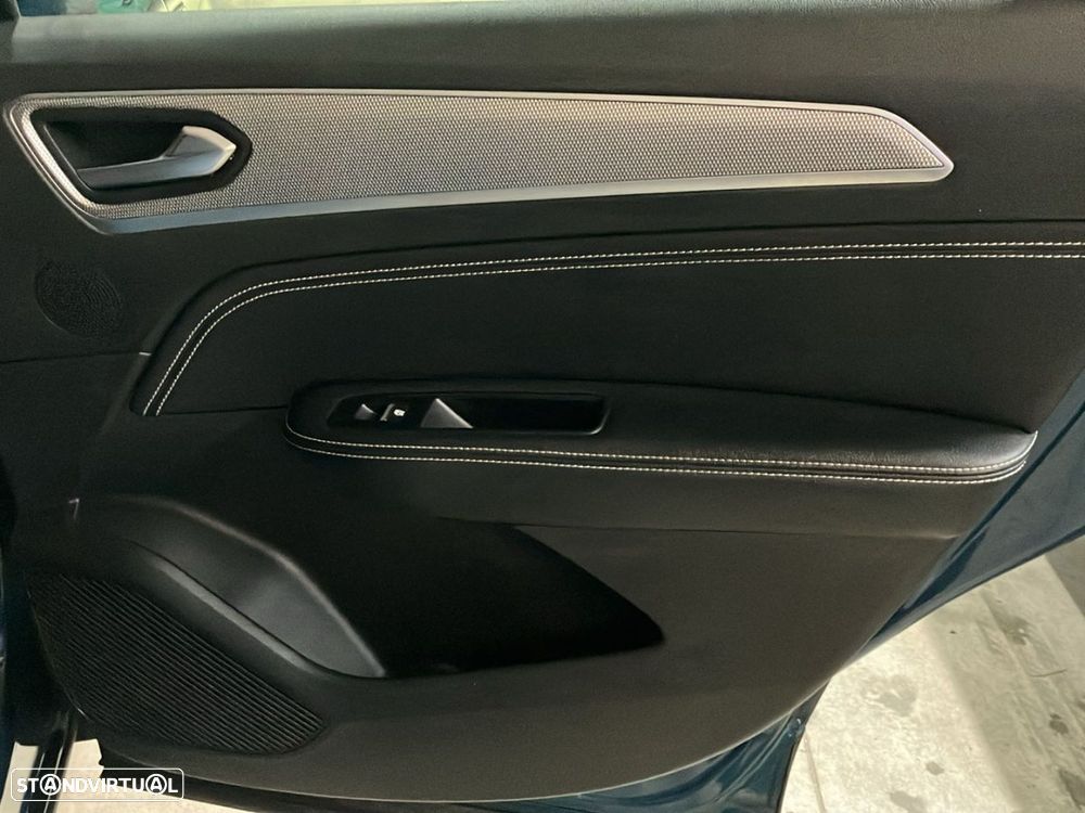 Renault Arkana 1.3 TCe Techno EDC - 24