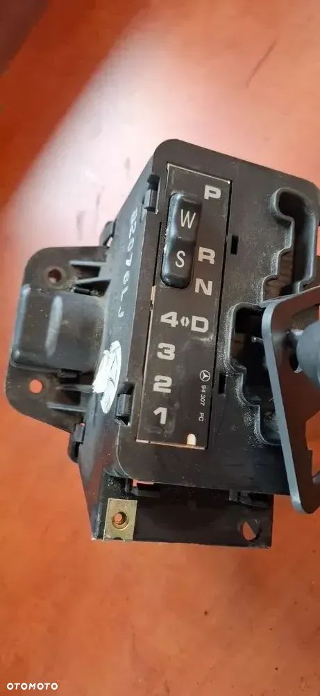 LEWAREK WYBIERAK ZMIANY BIEGÓW MERCEDES SLK R170 A2022670137 - 2