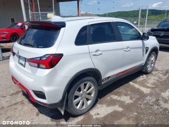 Mitsubishi ASX - 5
