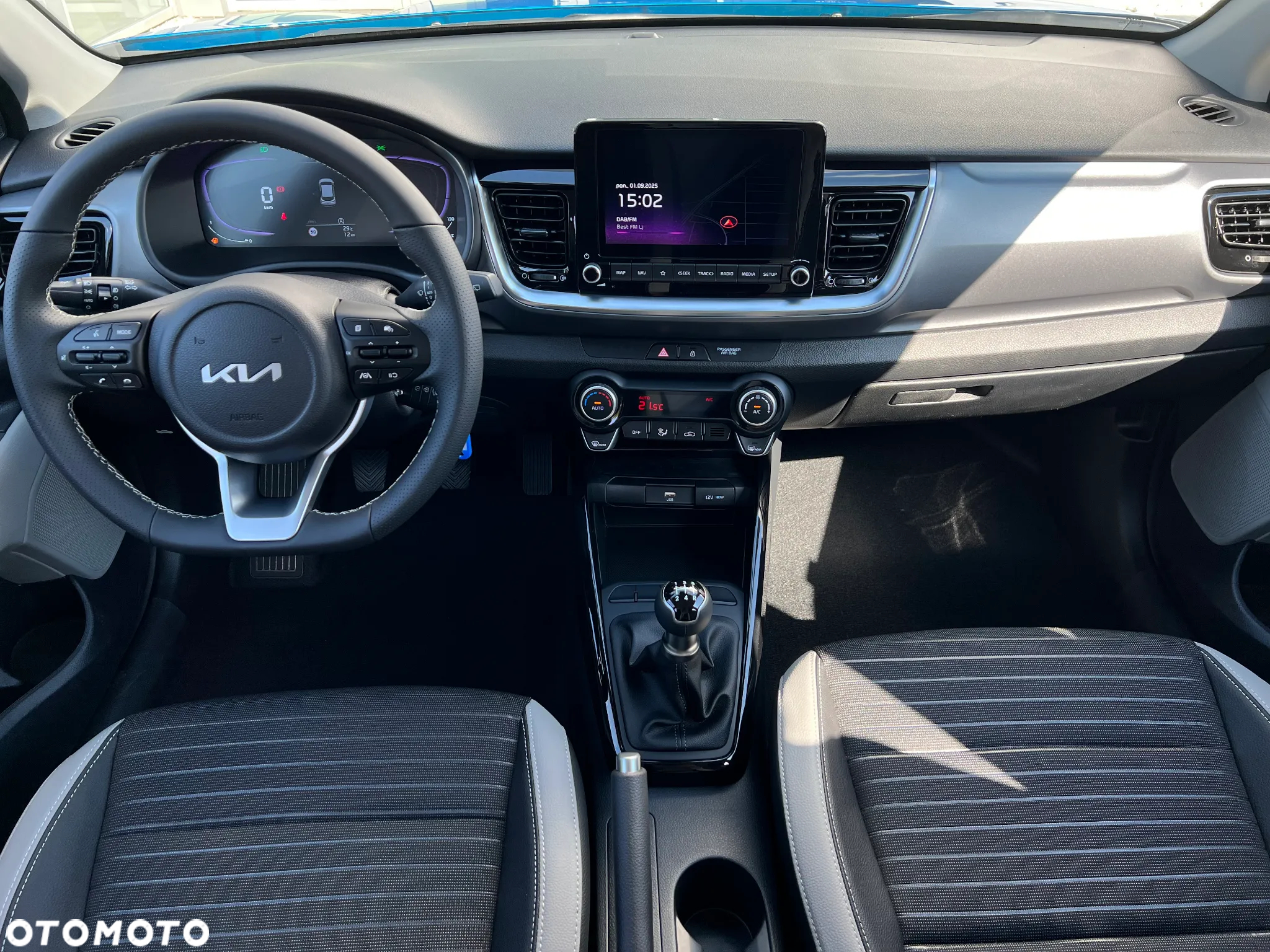 Kia Stonic 1.2 L - 18