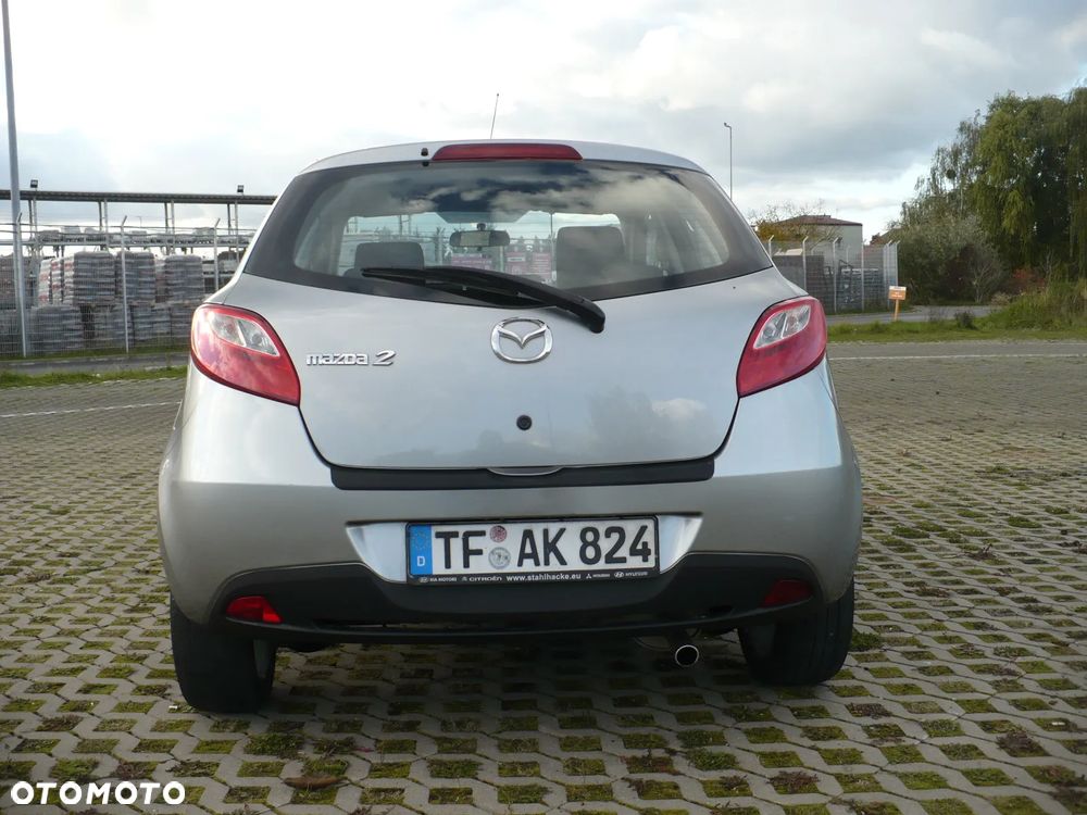 Mazda 2 1.3 Exclusive - 9