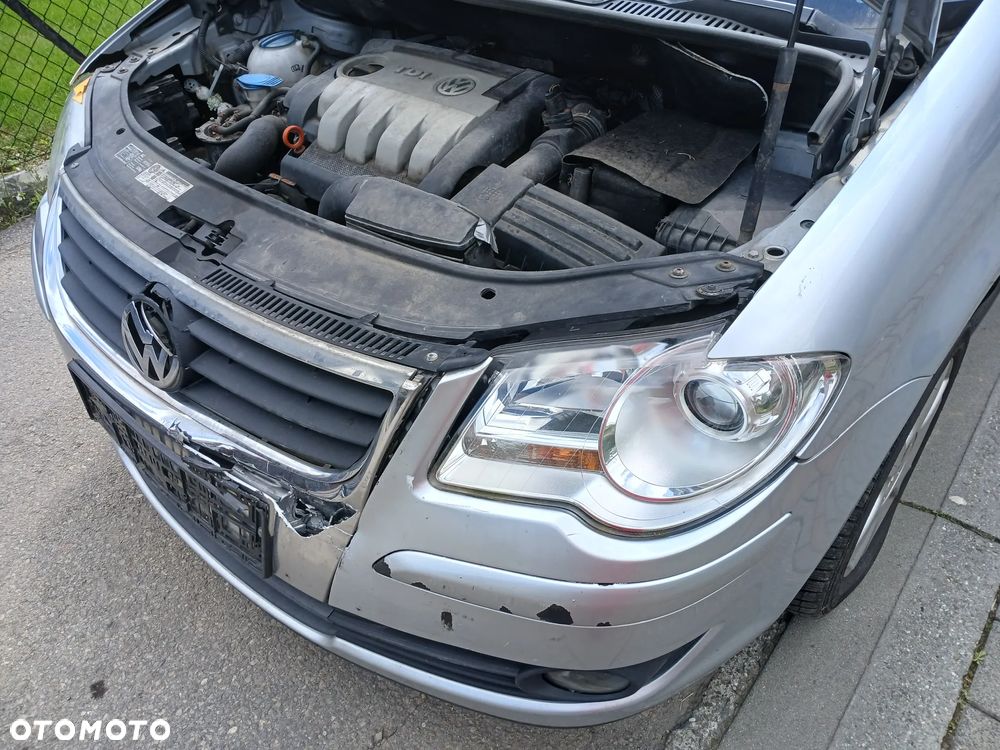Volkswagen Touran 1.9 TDI Highline - 6