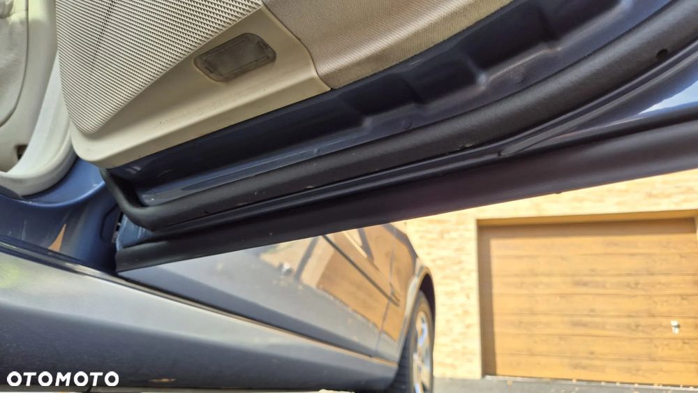 Mercedes-Benz Klasa E - 34