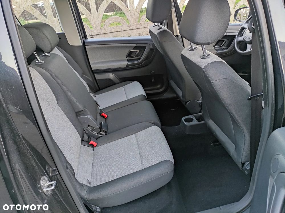 Skoda Roomster 1.2 FAMILY - 13