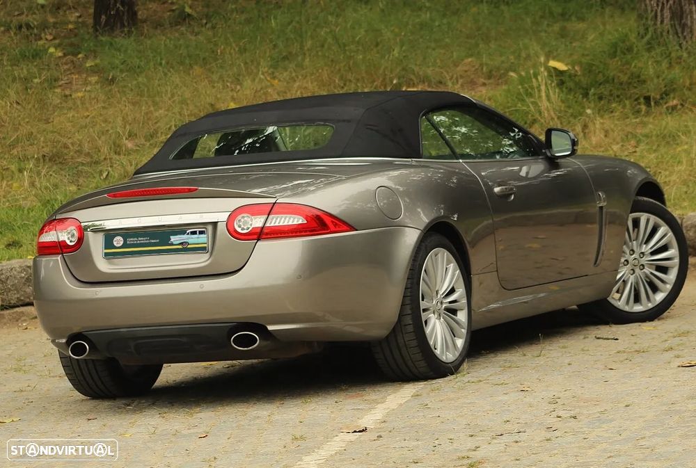 Jaguar XK - 22