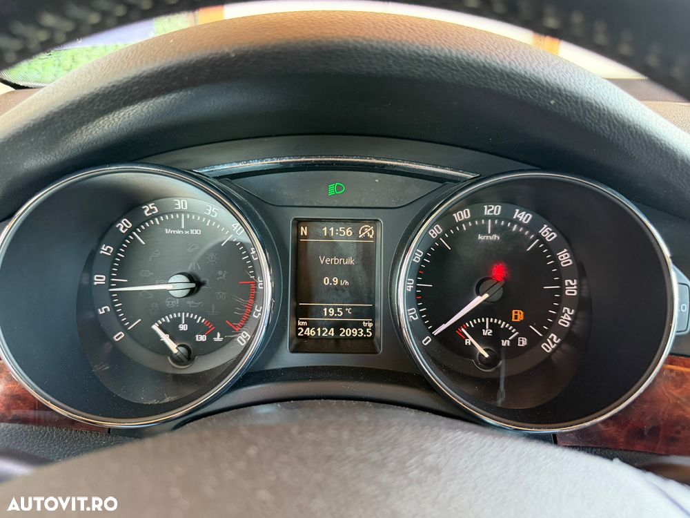 Skoda Superb 2.0 TDI Elegance - 12