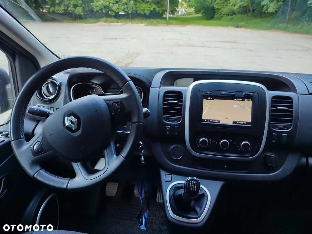 Renault Trafic Grand SpaceClass 2.0 dCi - 7