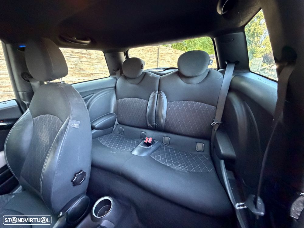 MINI 3 Portas Cooper D 50 Mayfair - 8