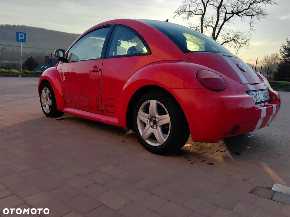 Volkswagen New Beetle - 7