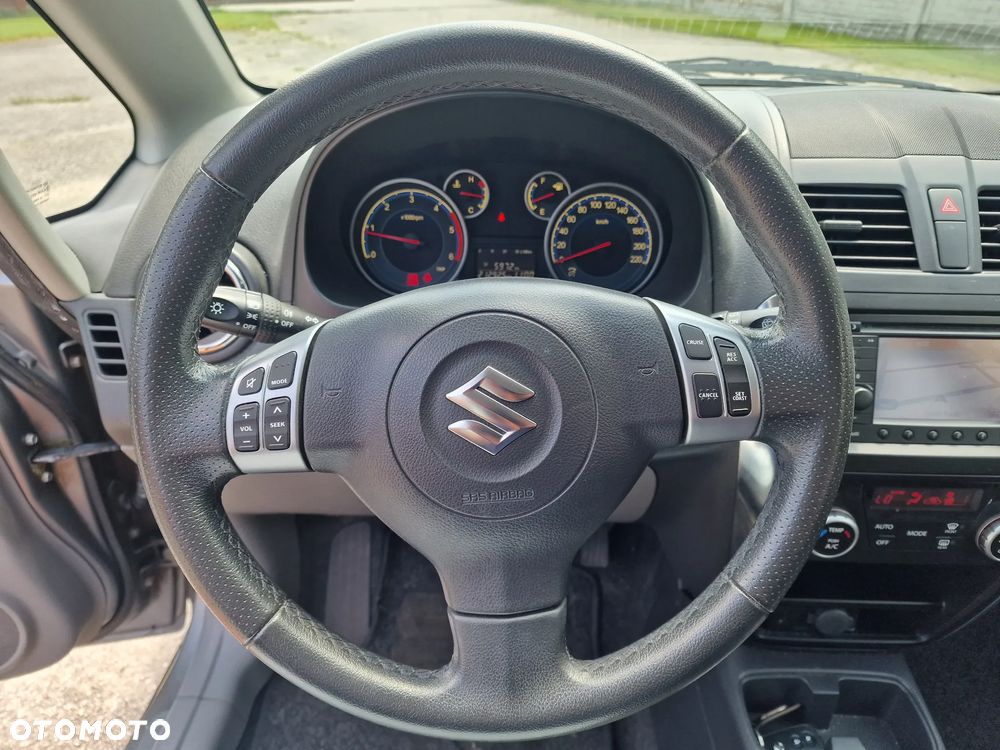 Suzuki SX4 2.0 DDiS 4x2 Style - 17