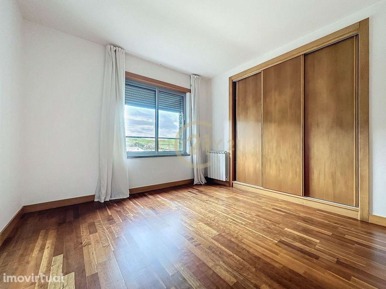 Moradia T3 com varanda e garagem na Fonte do Bastardo - Grande imagem: 2/6