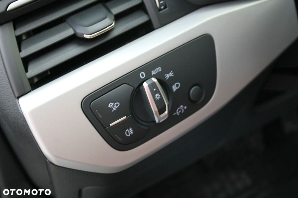 Audi A4 Allroad - 22