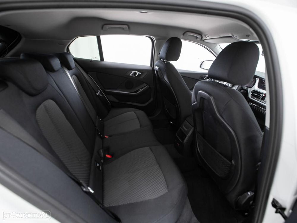 BMW 116 d Auto - 12