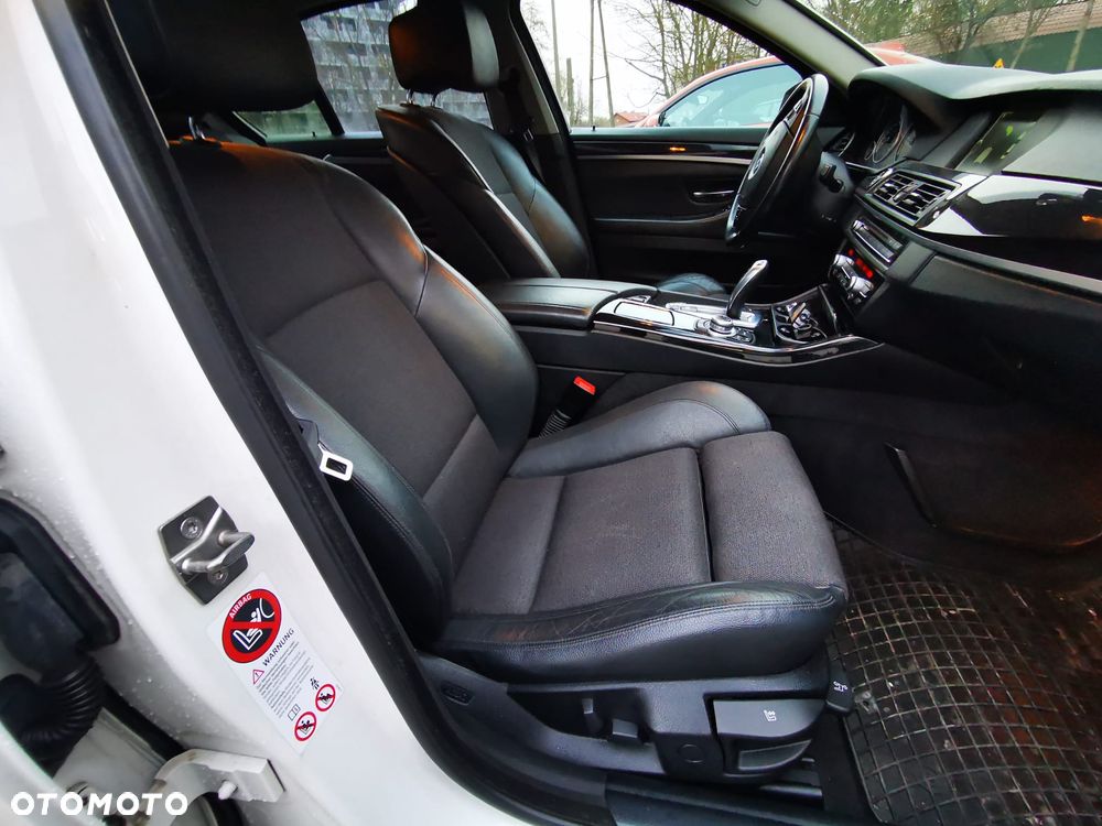 BMW Seria 5 520d - 12