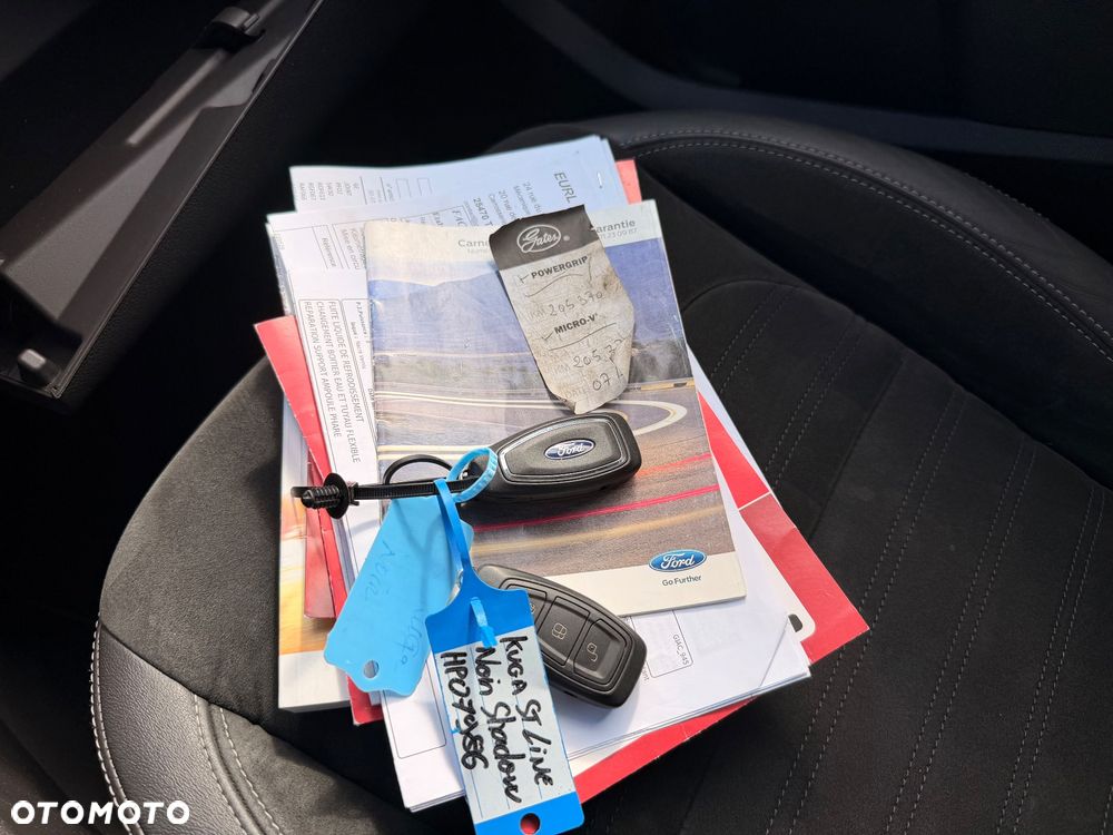 Ford Kuga 2.0 TDCi 4x2 ST-Line - 29