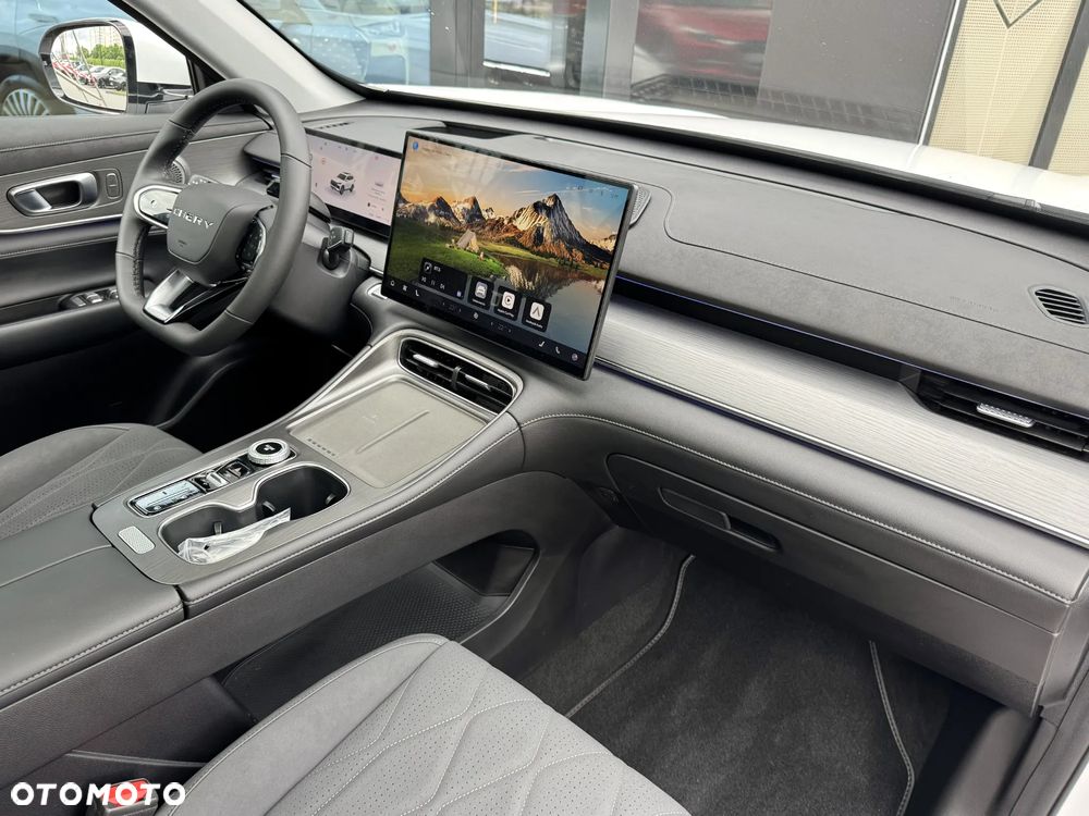 Chery Tiggo 8 1.6 T-GDI Prestige DCT - 8