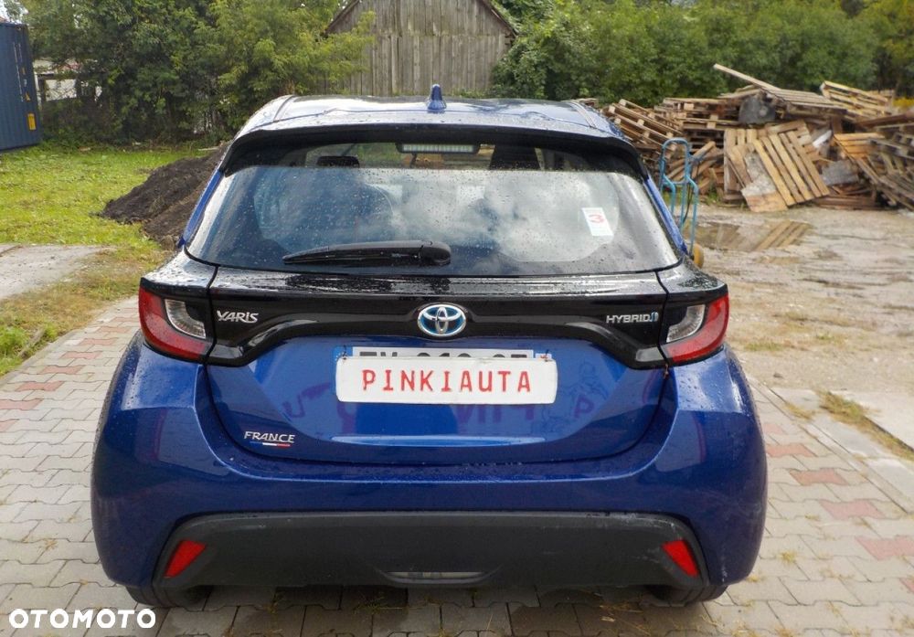 Toyota Yaris - 11