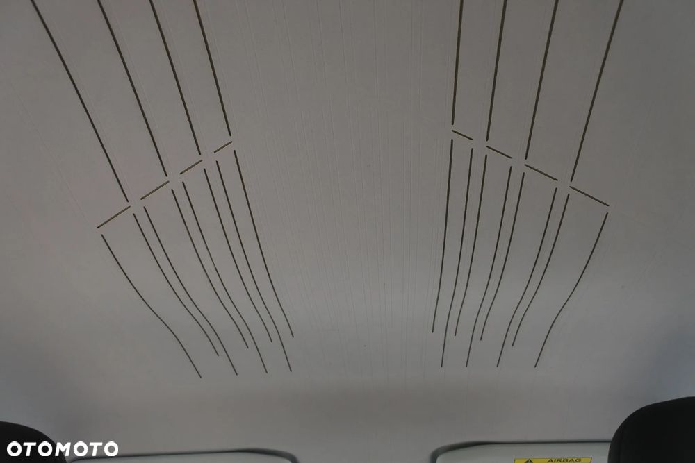 Peugeot 2008 PureTech 110 Stop&Start Allure - 22