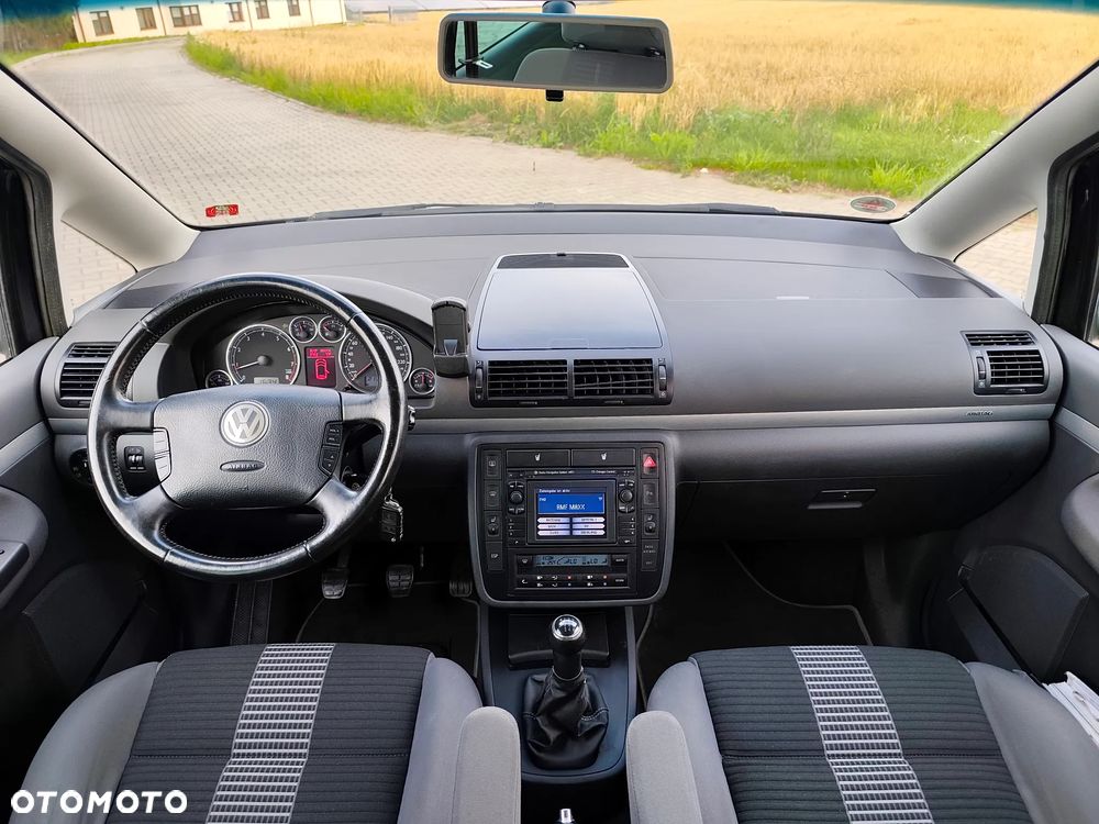 Volkswagen Sharan 1.8 5V Turbo United - 11