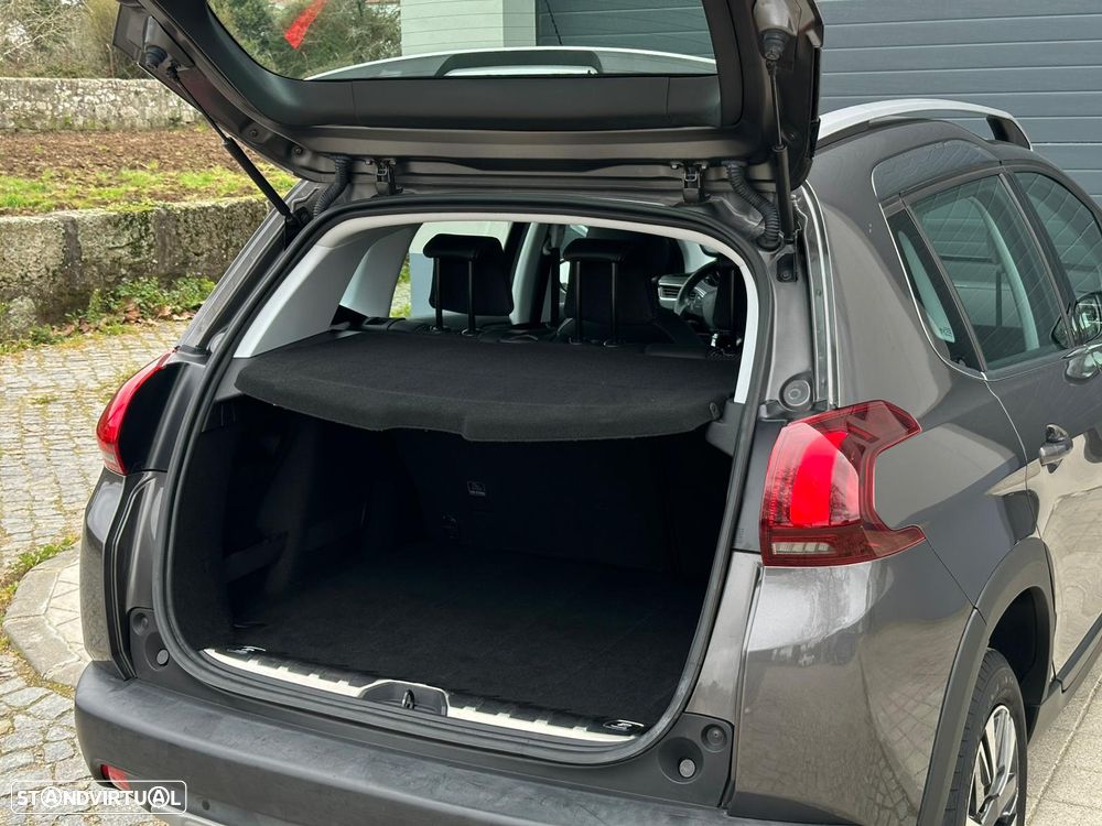 Peugeot 2008 PureTech 110 GPF Stop&Start EAT6 Allure - 12