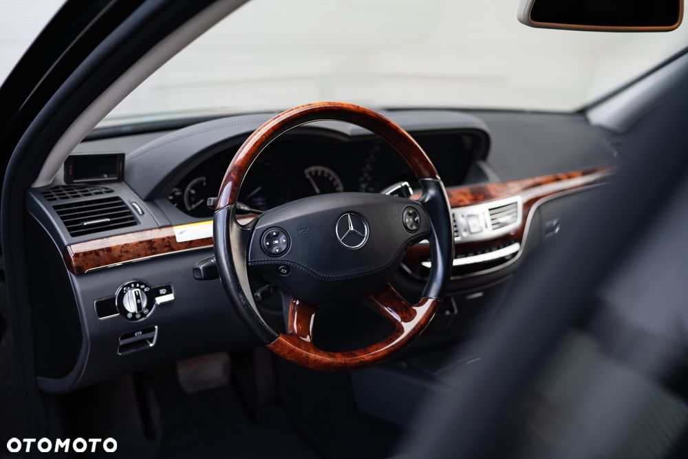 Mercedes-Benz Klasa S 500 L 7G-TRONIC - 24