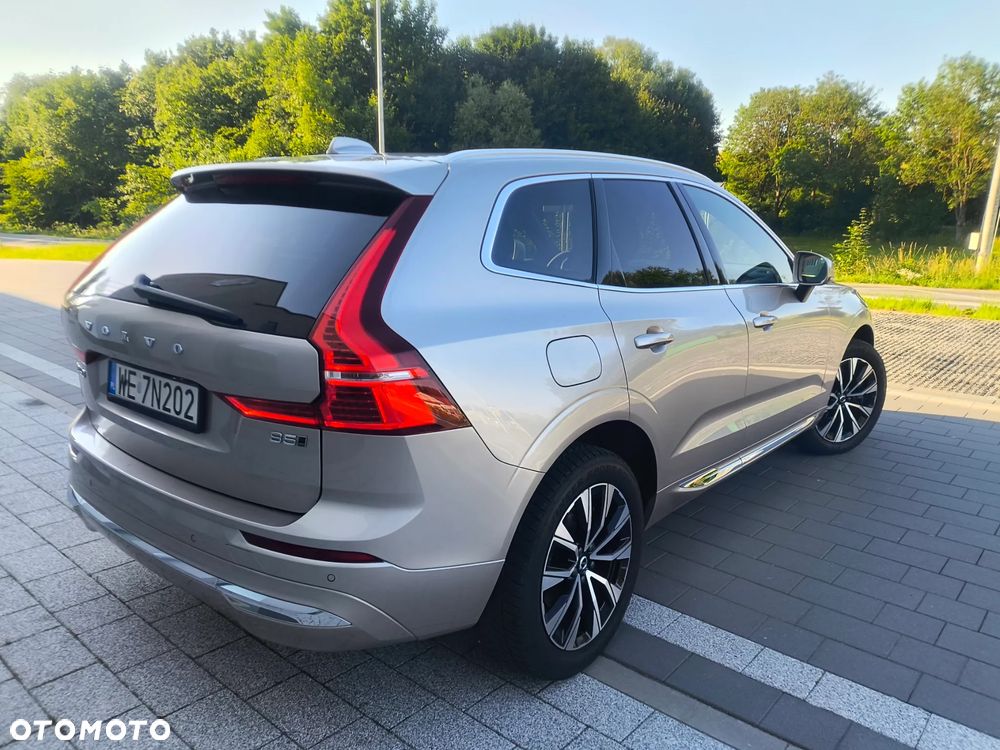 Volvo XC 60 B5 B AWD Plus Bright - 9