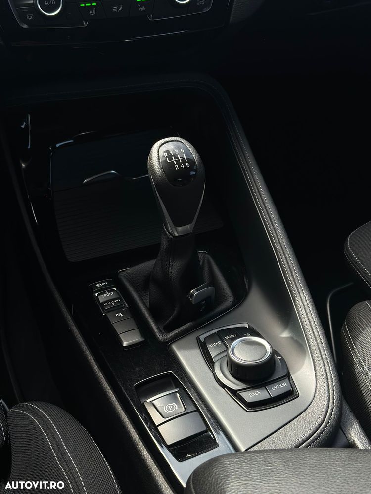 BMW X1 sDrive18d - 18