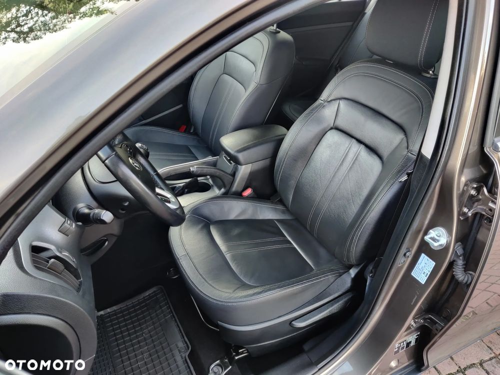 Kia Sportage 1.6 GDI 2WD Vision - 21