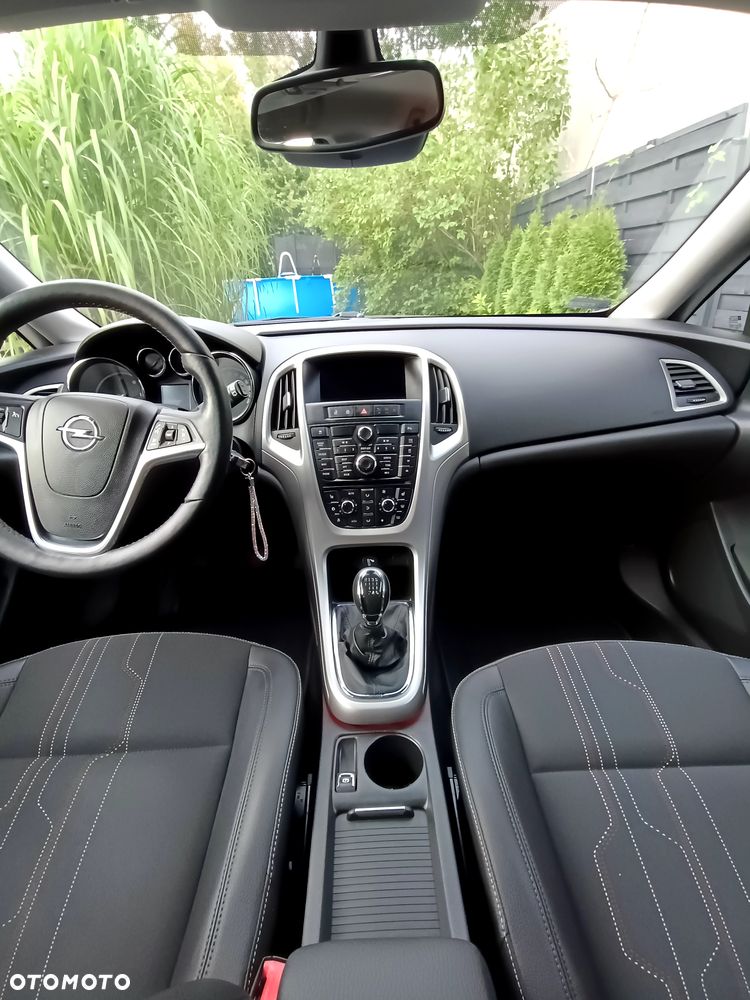 Opel Astra 1.7 CDTI Cosmo - 4