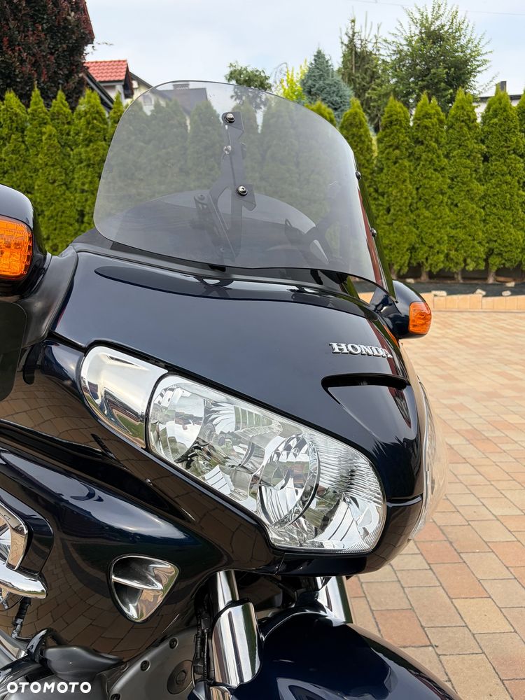 Honda GL - 19